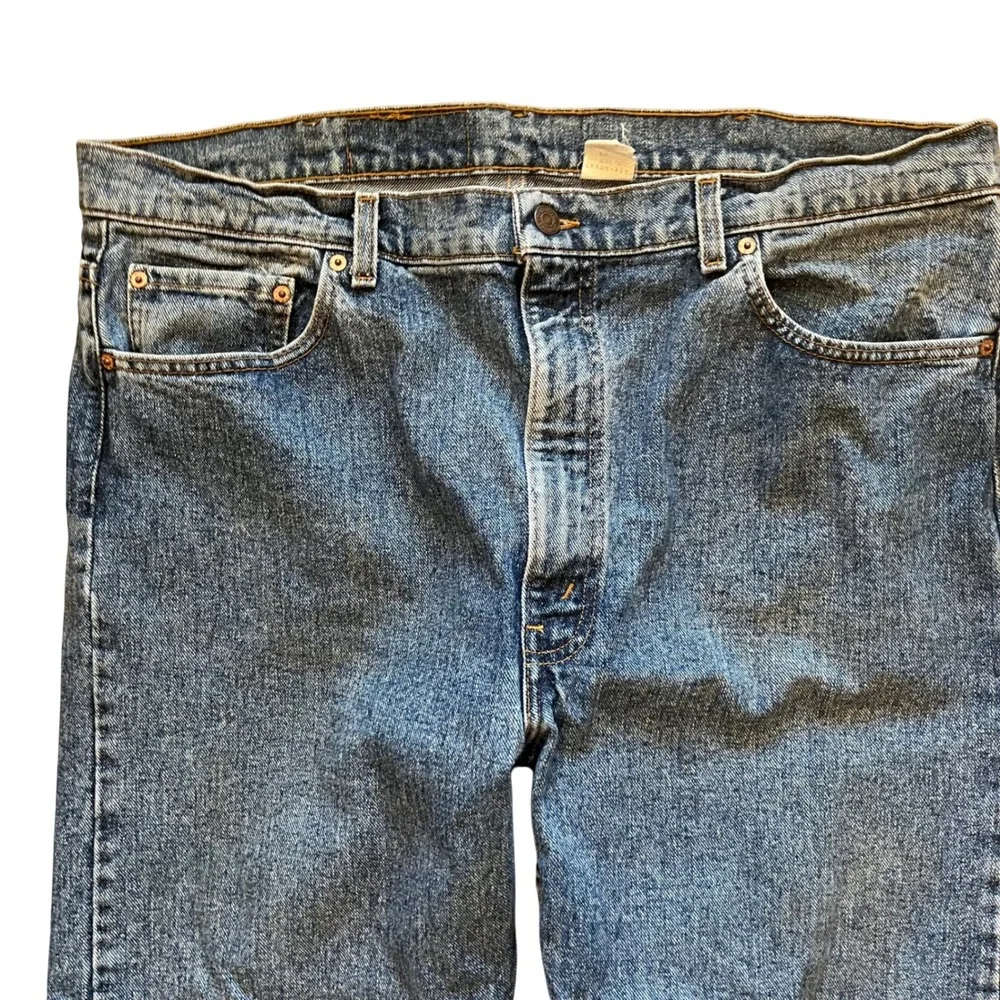 Vintage Levis 505 Regular Fit Jeans Mens‎ 42x32 Medium Wash Blue Denim 90s USA
